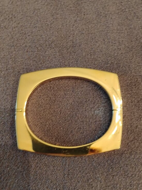 Jewelry - 14k Yellow Gold rectangle bangle bracelet